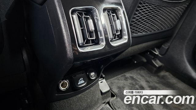 Kia Sorento (IV) Diesel 2.2 2WD Noblesse 2023 — фото 31