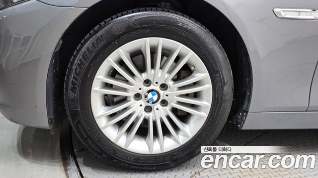 BMW 5 Series (F10) 520d 2015 — фото 5