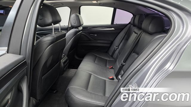 BMW 5 Series (F10) 520d 2015 — фото 12