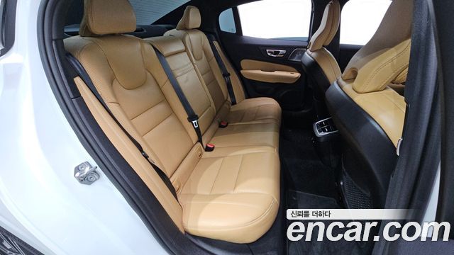 Volvo S60 (III) T5 Inscroption 2020 — фото 11