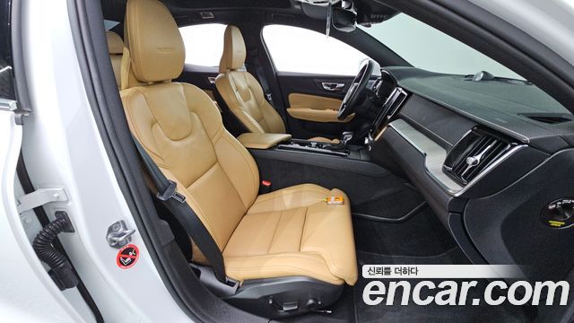 Volvo S60 (III) T5 Inscroption 2020 — фото 26