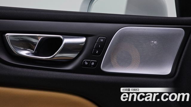 Volvo S60 (III) T5 Inscroption 2020 — фото 28
