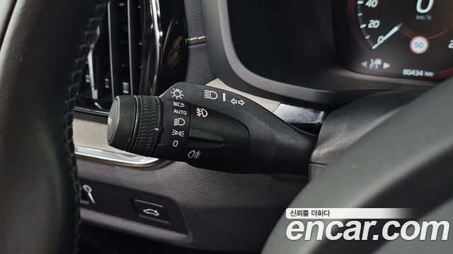 Volvo S60 (III) T5 Inscroption 2020 — фото 33