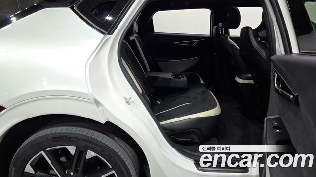 Kia EV6 Long Range 4WD GT Line 2025 — фото 11