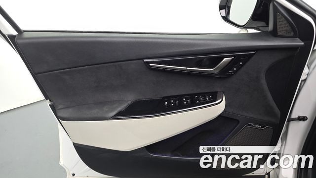 Kia EV6 Long Range 4WD GT Line 2025 — фото 24
