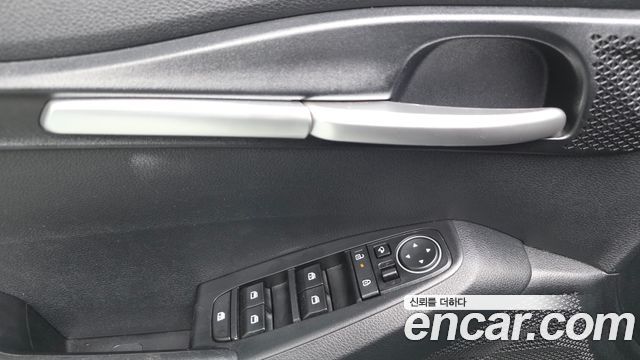 Kia Seltos Gasoline 2.0 4WD Prestige 2024 — фото 20
