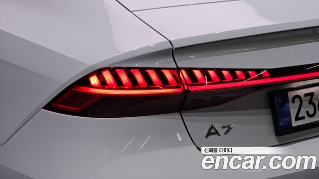 Audi A7 (4K) 45 TDI Quattro Premium 2021 — фото 23