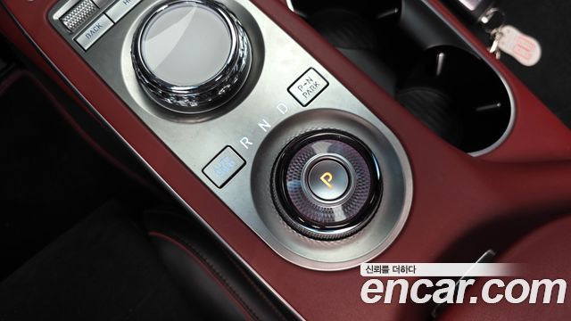 Genesis GV70 2.5T Gasoline 2WD 2022 — фото 9