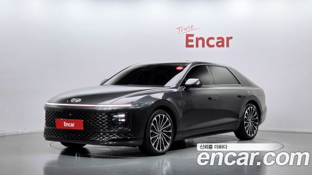 Hyundai Grandeur (GN7) 2,5 Gasoline 2WD Calligraphy 2023 — фото 1