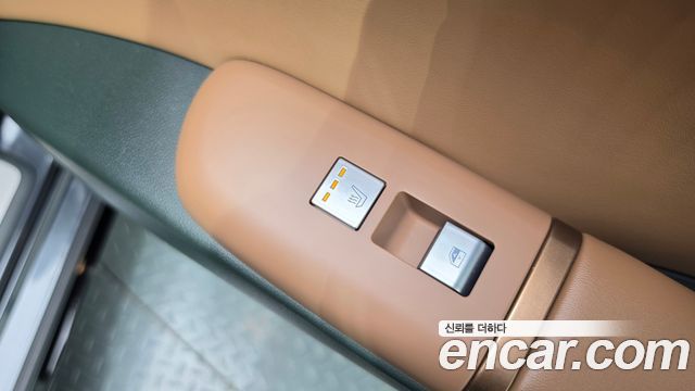 Hyundai Grandeur (GN7) 2,5 Gasoline 2WD Calligraphy 2023 — фото 27