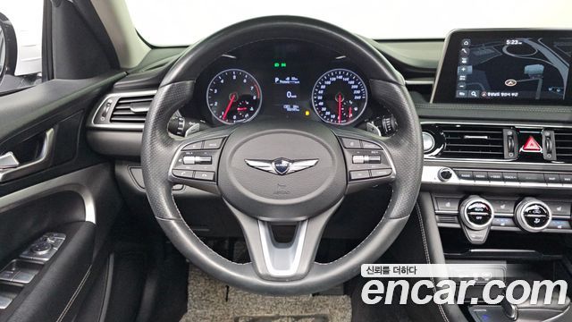 Genesis G70 2.0T Advanced 2018 — фото 13