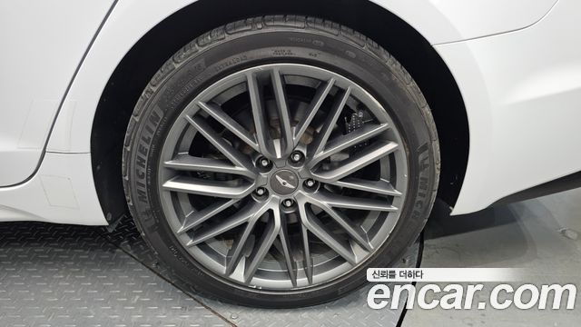 Genesis G70 2.0T Advanced 2018 — фото 21