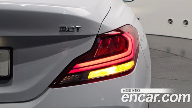 Genesis G70 2.0T Advanced 2018 — фото 23