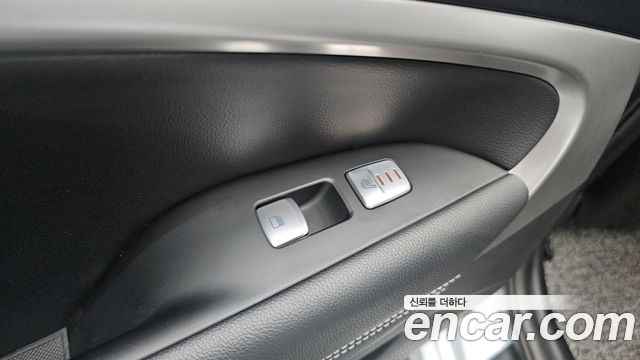 Genesis G70 2.0T Advanced 2018 — фото 29