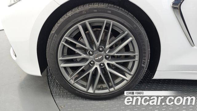 Genesis G70 2.0T Advanced 2018 — фото 36