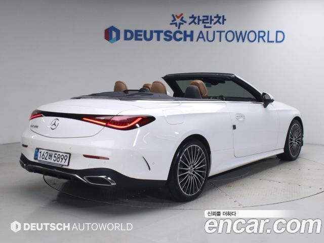 Mercedes-Benz CLE-Class (C236) CLE200 Cabriolet 2026 — фото 2