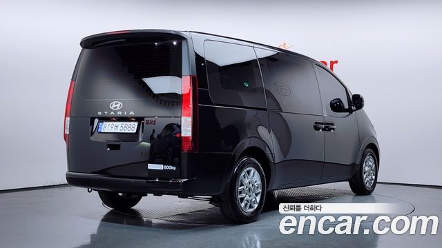 Hyundai Staria HEV 1.6 Cargo 5-Seater Modern 2025 — фото 2