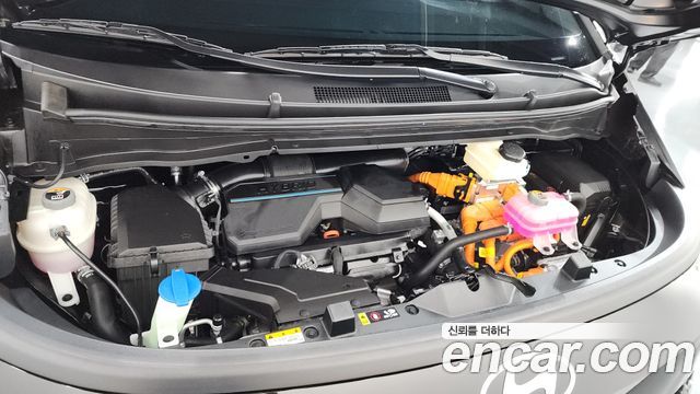 Hyundai Staria HEV 1.6 Cargo 5-Seater Modern 2025 — фото 6