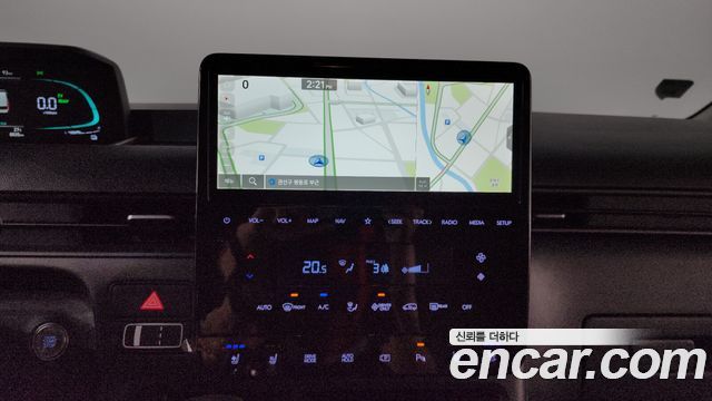 Hyundai Staria HEV 1.6 Cargo 5-Seater Modern 2025 — фото 12