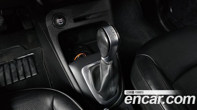 Renault Korea QM3 RE 2019 — фото 9