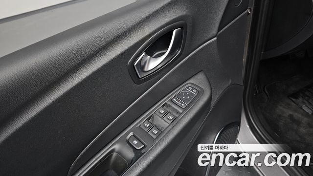 Renault Korea QM3 RE 2019 — фото 18