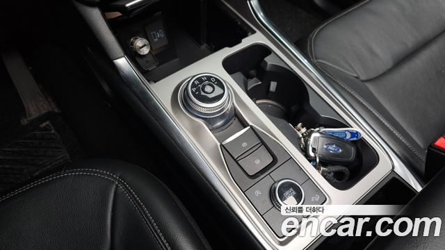 Ford Explorer (VI) 2.3 LimIted 4WD 2020 — фото 9