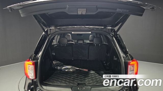Ford Explorer (VI) 2.3 LimIted 4WD 2020 — фото 20