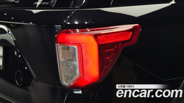 Ford Explorer (VI) 2.3 LimIted 4WD 2020 — фото 23
