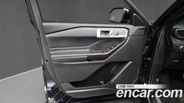 Ford Explorer (VI) 2.3 LimIted 4WD 2020 — фото 24