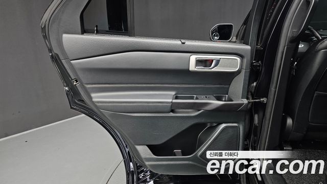 Ford Explorer (VI) 2.3 LimIted 4WD 2020 — фото 25
