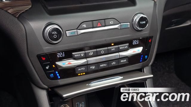 Ford Explorer (VI) 2.3 LimIted 4WD 2020 — фото 28
