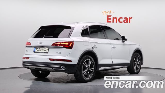 Audi Q5 (FY) 40 TDI Quattro 2021 — фото 2