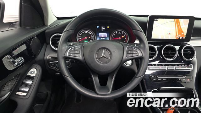 Mercedes-Benz C-Class (W205) C200 2017 — фото 12