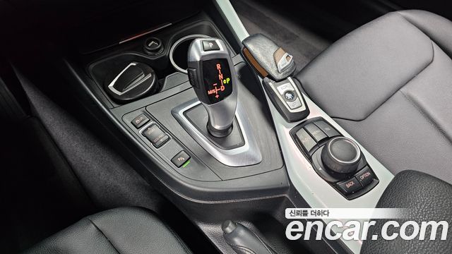 BMW 1 Series (F20) 118d Urban Pack1 5Dr 2014 — фото 9