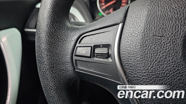 BMW 1 Series (F20) 118d Urban Pack1 5Dr 2014 — фото 16