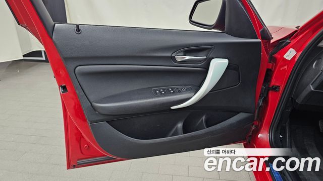 BMW 1 Series (F20) 118d Urban Pack1 5Dr 2014 — фото 24