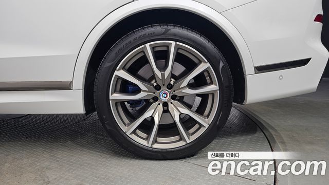 BMW X7 (G07) M50i 6STR 2022 — фото 21