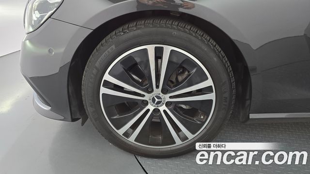 Mercedes-Benz E-Class (W213) E250 Avantgarde 2021 — фото 5