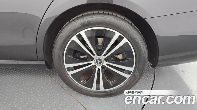 Mercedes-Benz E-Class (W213) E250 Avantgarde 2021 — фото 21