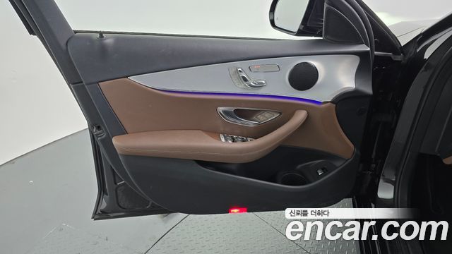 Mercedes-Benz E-Class (W213) E250 Avantgarde 2021 — фото 24