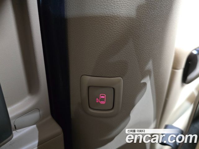 Kia Carnival 7-Seater Limousine President 2019 — фото 24