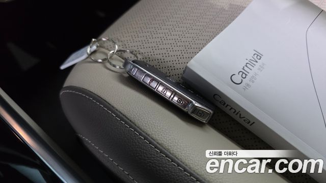 Kia Carnival (IV) Gasoline 9-Seater Signature 2023 — фото 15