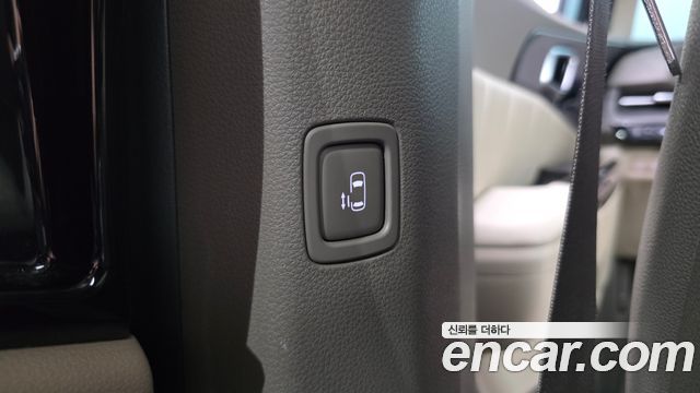 Kia Carnival (IV) Gasoline 9-Seater Signature 2023 — фото 17