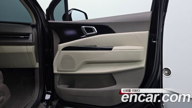 Kia Carnival (IV) Gasoline 9-Seater Signature 2023 — фото 25