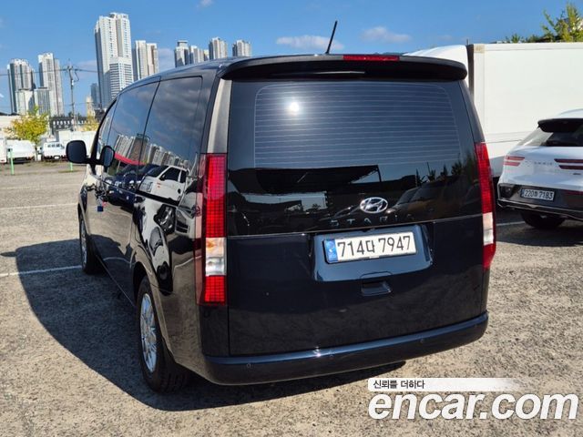 Hyundai Staria Tourer 11-Seater Modern 2023 — фото 3