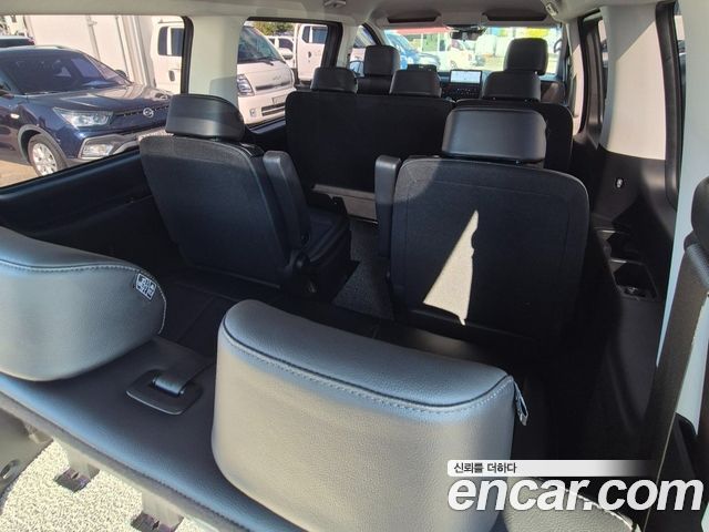 Hyundai Staria Tourer 11-Seater Modern 2023 — фото 10