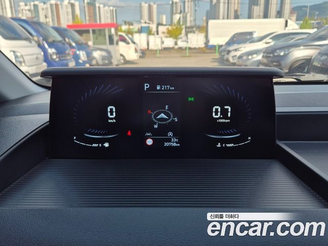 Hyundai Staria Tourer 11-Seater Modern 2023 — фото 24