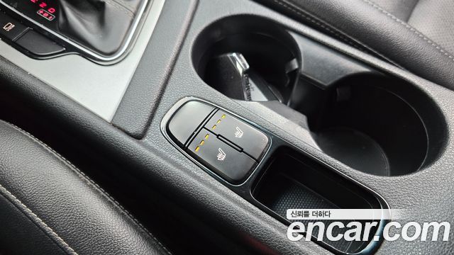 Kia Niro 1.6 HEV Luxury 2020 — фото 16