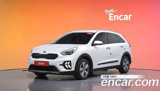 Kia Niro 1.6 HEV Luxury 2020 — фото 1