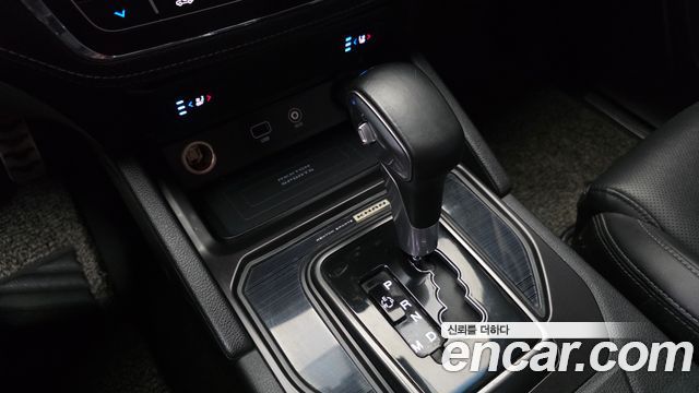 KG Mobility (SsangYong) Rexton Sports Khan Diesel 2.2 4WD Prestige 2021 — фото 9